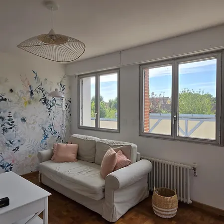 T2 50 M2 Equipe - Place De Parking Privee سانت سافين