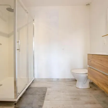 شقة T2 50 M2 Equipe - Place De Parking Privee